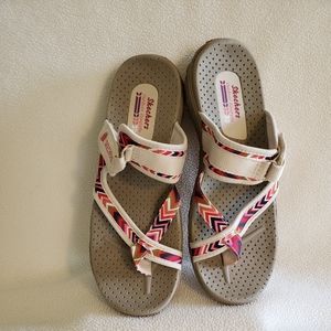 Sketchers outdoor lifestyle women's sandal 9M